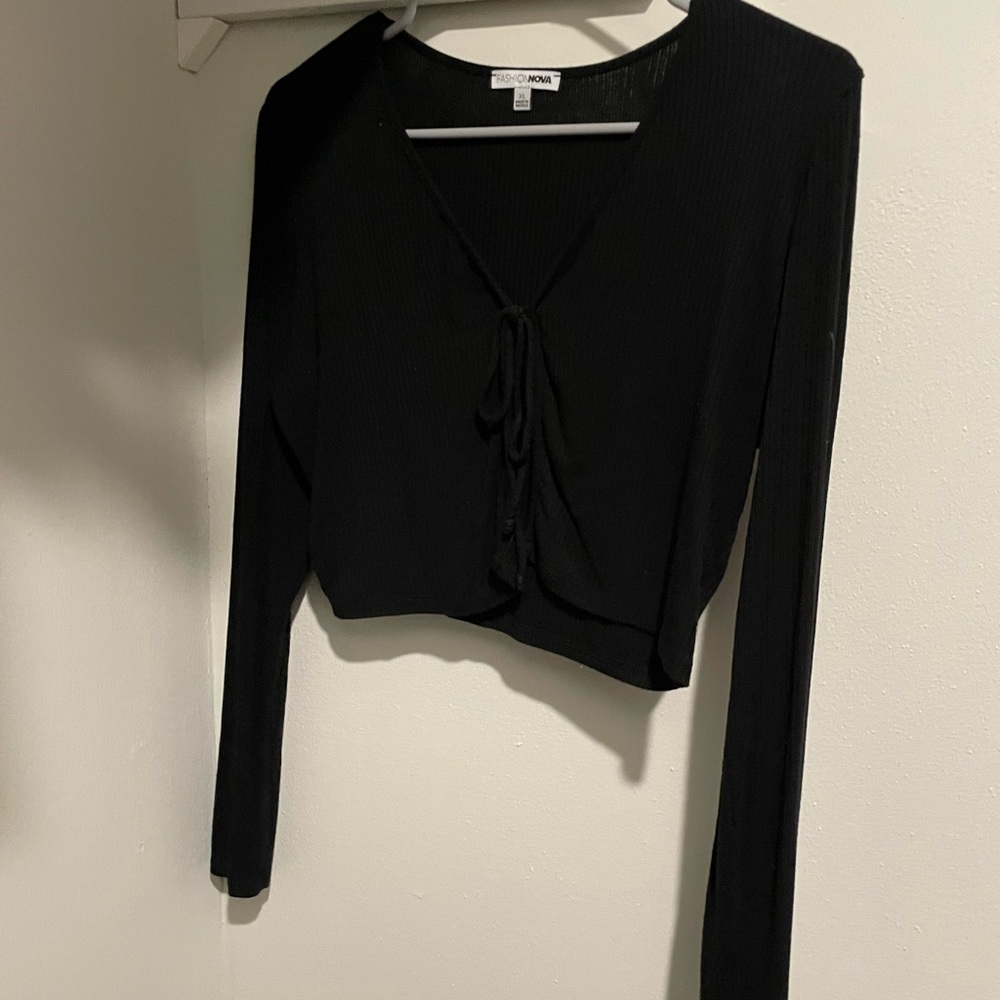 Fashion Nova Black Long Sleeve Tie Front Crop Blouse